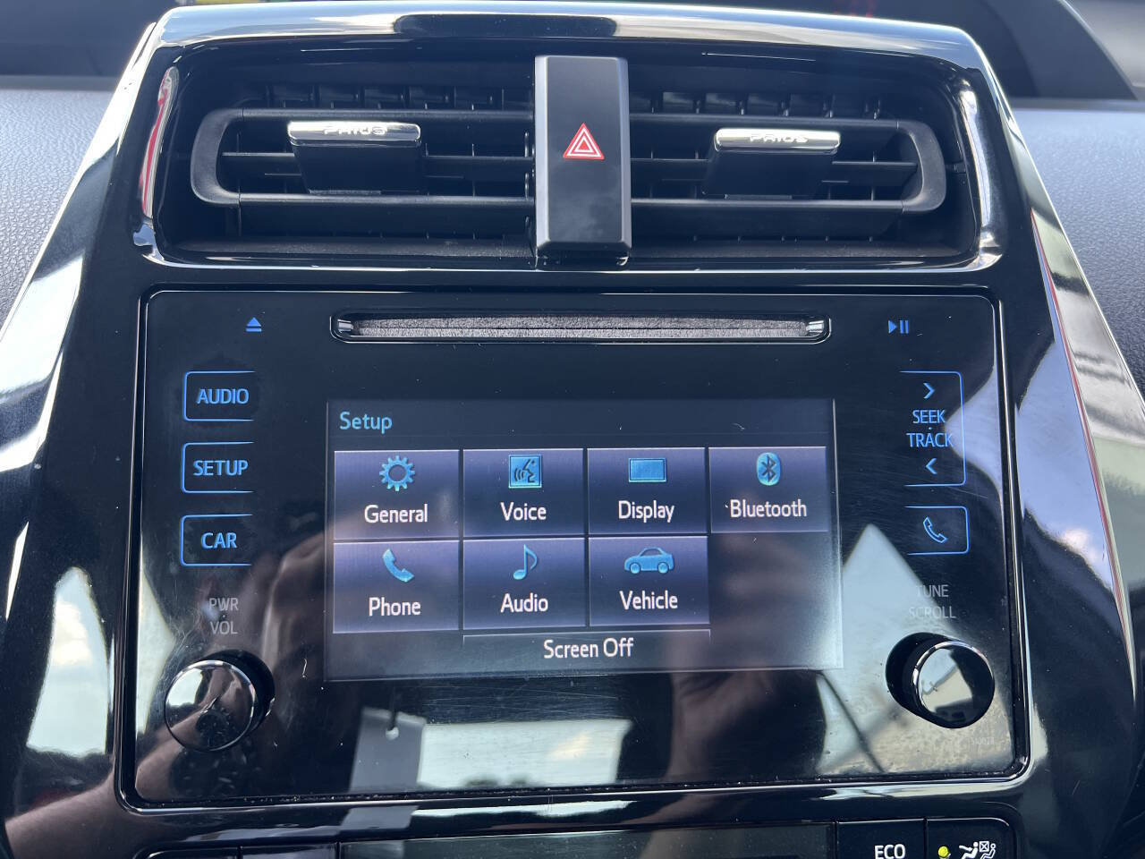 Used 2017 Toyota Prius Two FWD image 15
