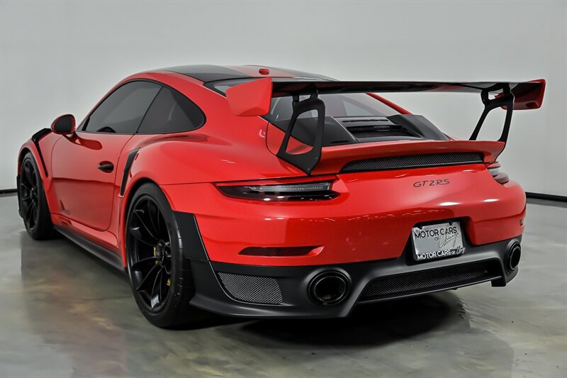 Used 2018 Porsche 911 GT2 RS RWD image 8