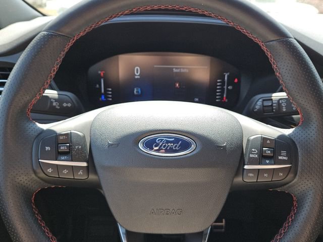Used 2024 Ford Escape ST-Line w/ Cold Weather Package image 12