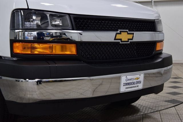 New 2026 Chevrolet Express 3500 w/ Power Convenience Package RWD image 7