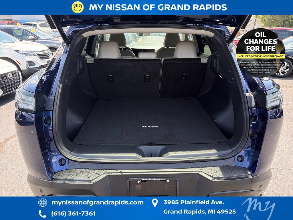 Used 2025 Nissan Murano SV AWD/4WD image 28