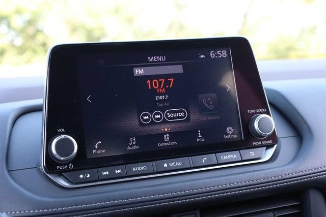 Certified 2023 Nissan Rogue SV FWD image 11