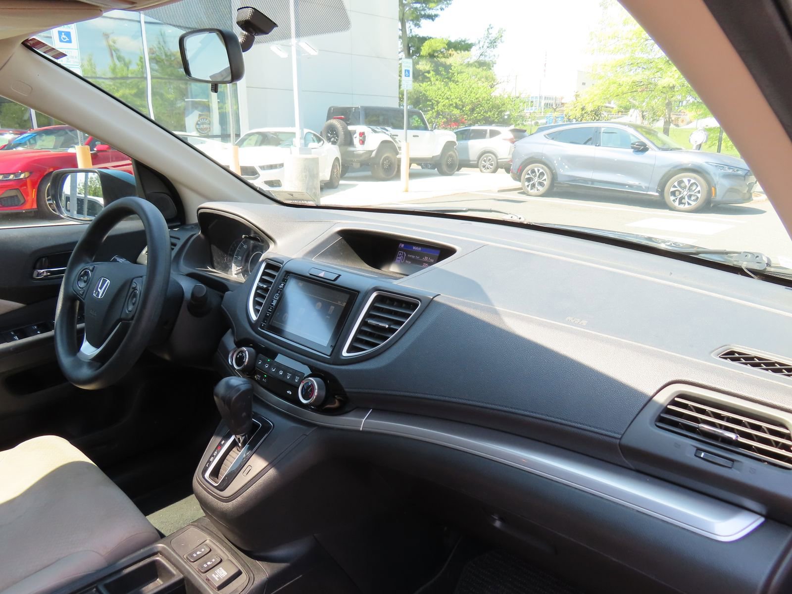 Used 2015 Honda CR-V EX image 16