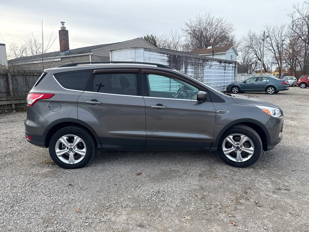 Used 2014 Ford Escape SE w/ Equipment Group 201A image 4