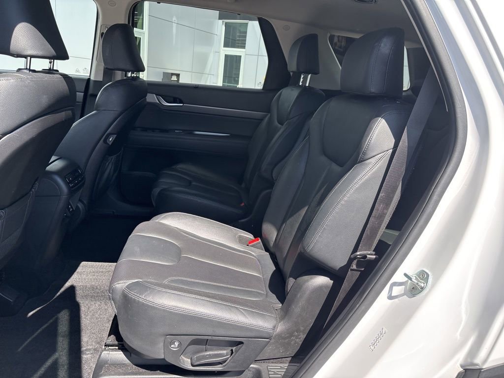 Used 2021 Hyundai Palisade SEL w/ Premium Package image 15