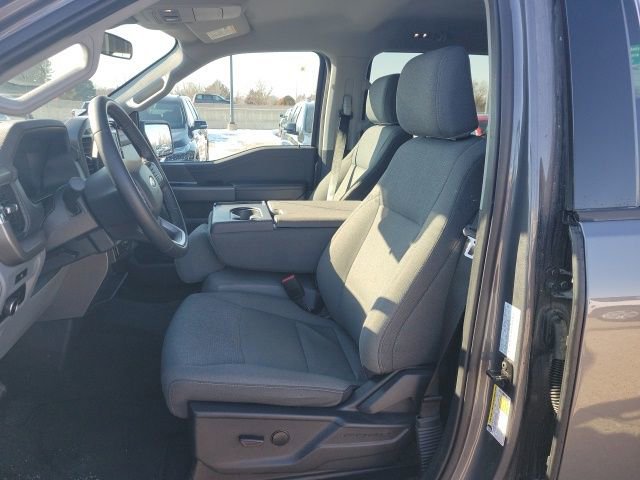 Used 2025 Ford F150 XLT w/ Equipment Group 301A Standard image 17