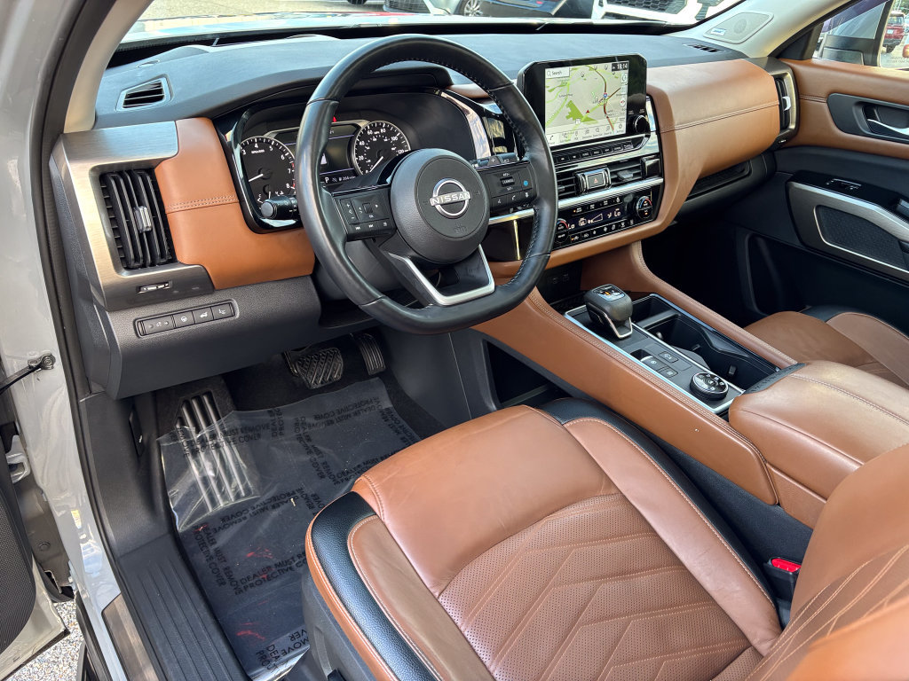 Used 2022 Nissan Pathfinder Platinum w/ Cargo Package AWD/4WD image 20
