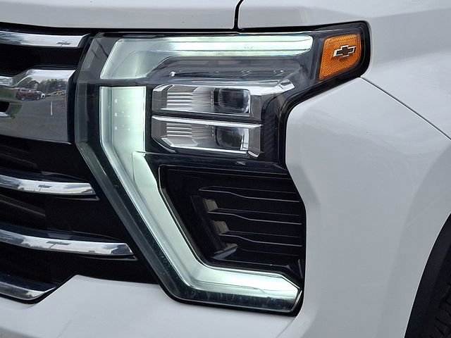 Used 2024 Chevrolet Silverado 2500 LTZ w/ LTZ Plus Package image 9