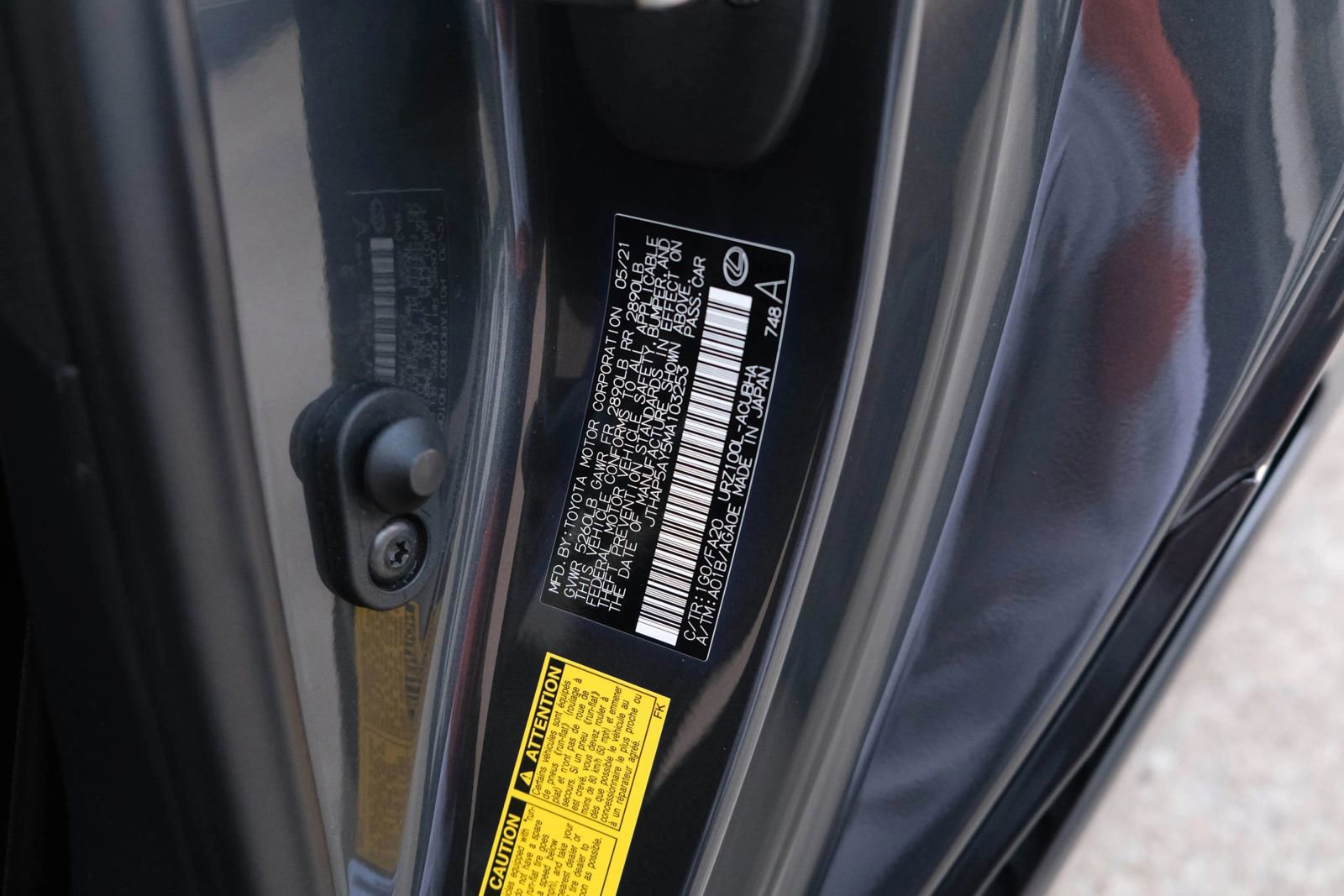 Used 2021 Lexus LC 500 Coupe w/ Carbon Fiber Package image 43