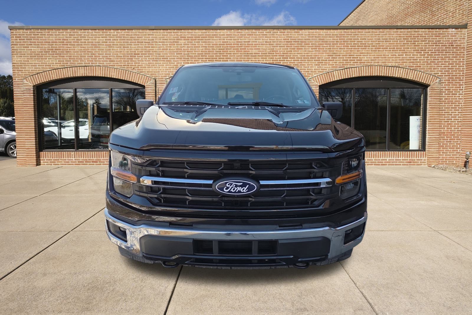 Used 2024 Ford F150 XLT w/ Mobile Office Package image 9