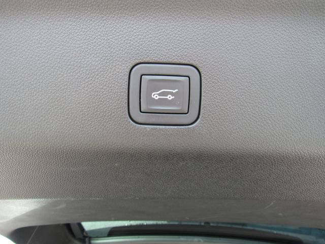 Used 2025 GMC Yukon XL AT4 Ultimate image 44