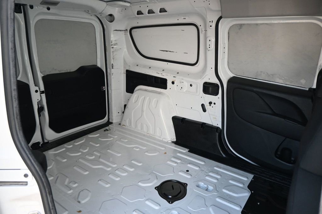 Used 2016 RAM ProMaster City Tradesman SLT w/ Rear Back-up Camera Group image 14