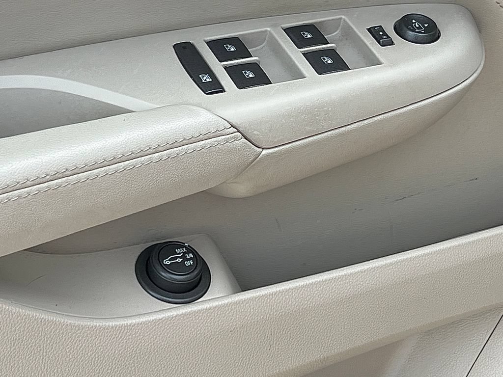 Used 2011 Cadillac SRX Performance FWD image 6