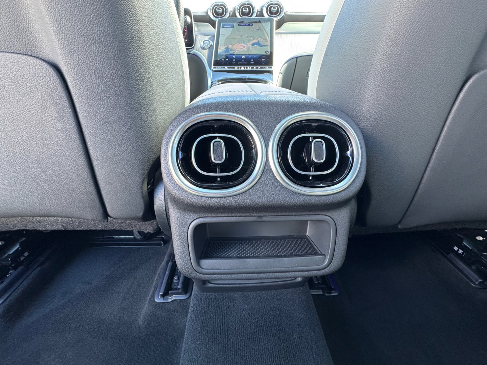 Used 2026 Mercedes-Benz GLC 300 4MATIC image 33