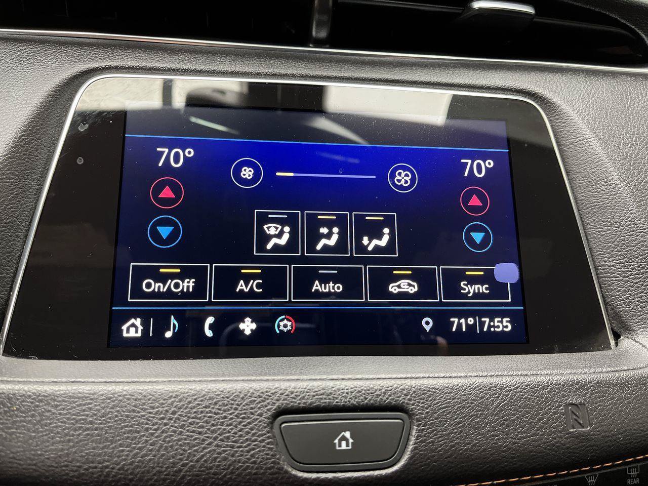 Used 2019 Cadillac XT4 Sport AWD/4WD image 19