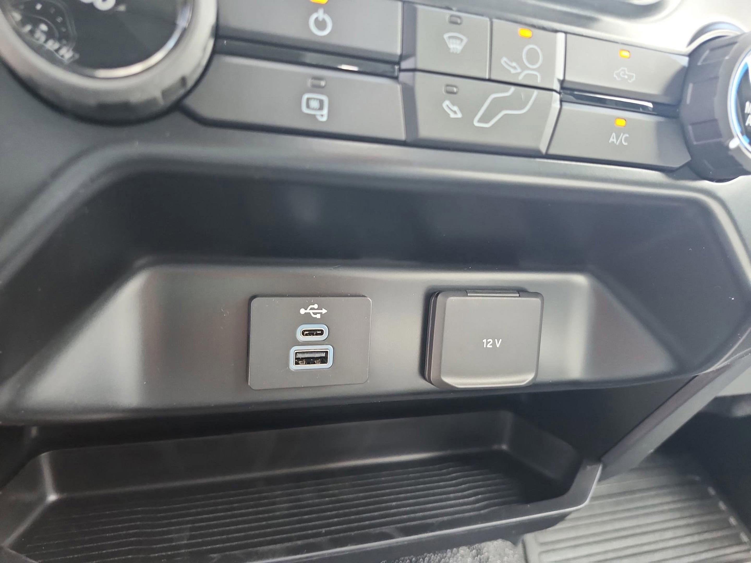 New 2026 Ford F250 XL image 29