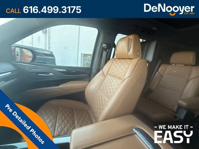 Used 2023 Cadillac Escalade Premium Luxury w/ LPO, Radiant Package AWD/4WD image 27
