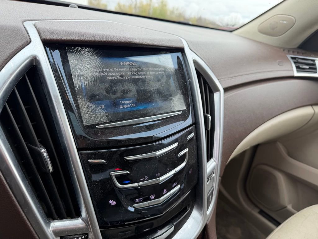 Used 2015 Cadillac SRX Luxury FWD image 18