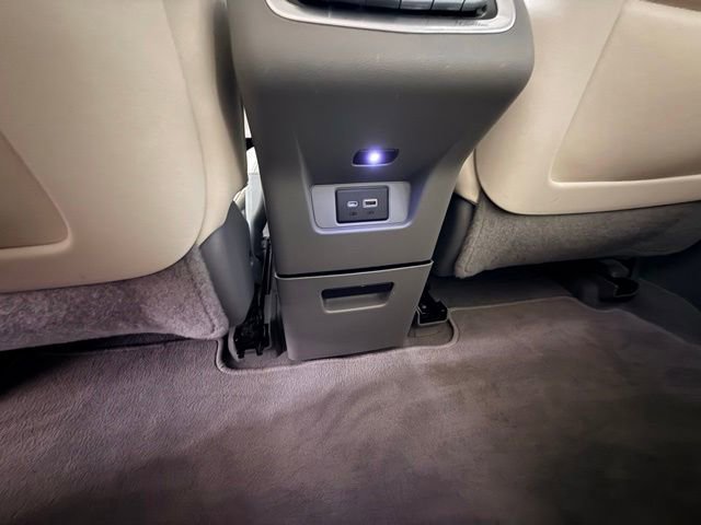Used 2022 Cadillac XT6 Premium Luxury FWD image 12