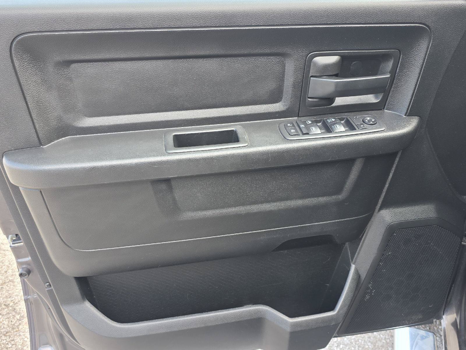 Used 2019 RAM 1500 Tradesman w/ Chrome Plus Package AWD/4WD image 36