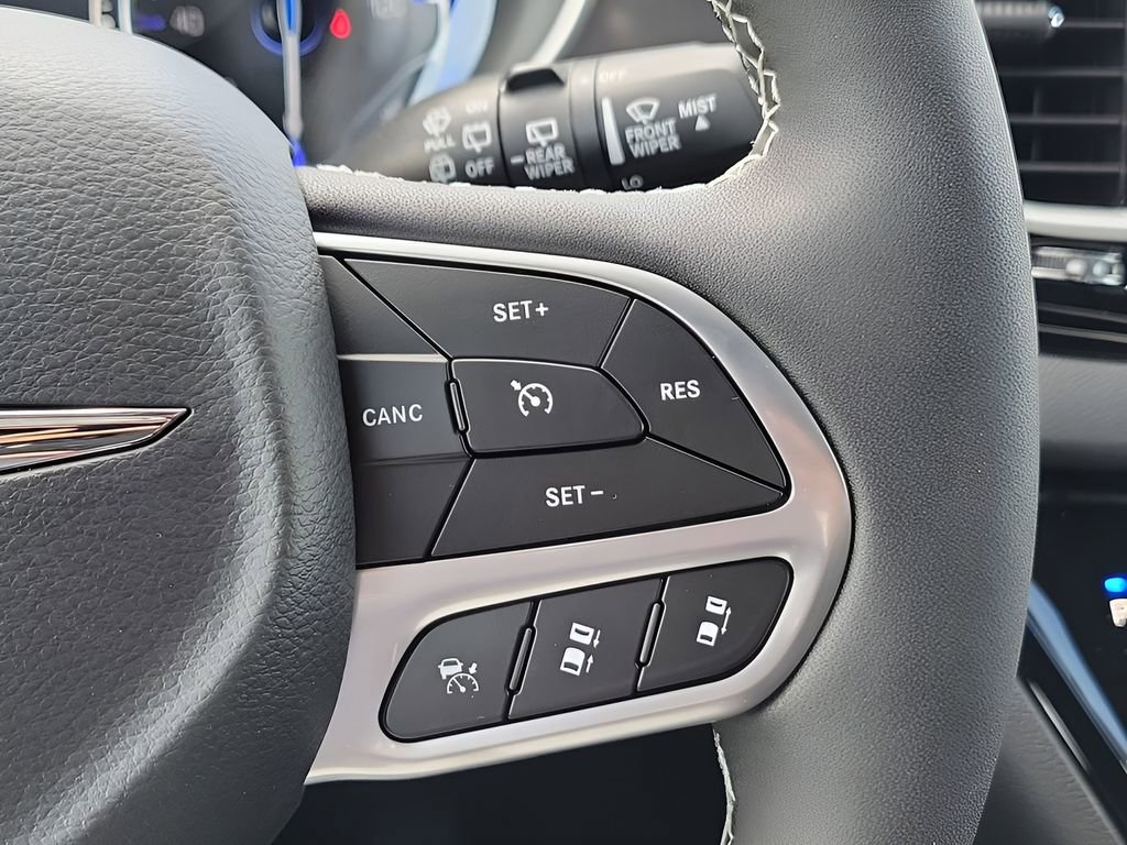 New 2026 Chrysler Voyager LX image 35