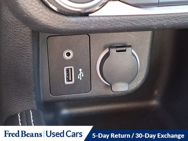 Used 2019 Nissan Kicks SR w/ SR Premium Package image 24