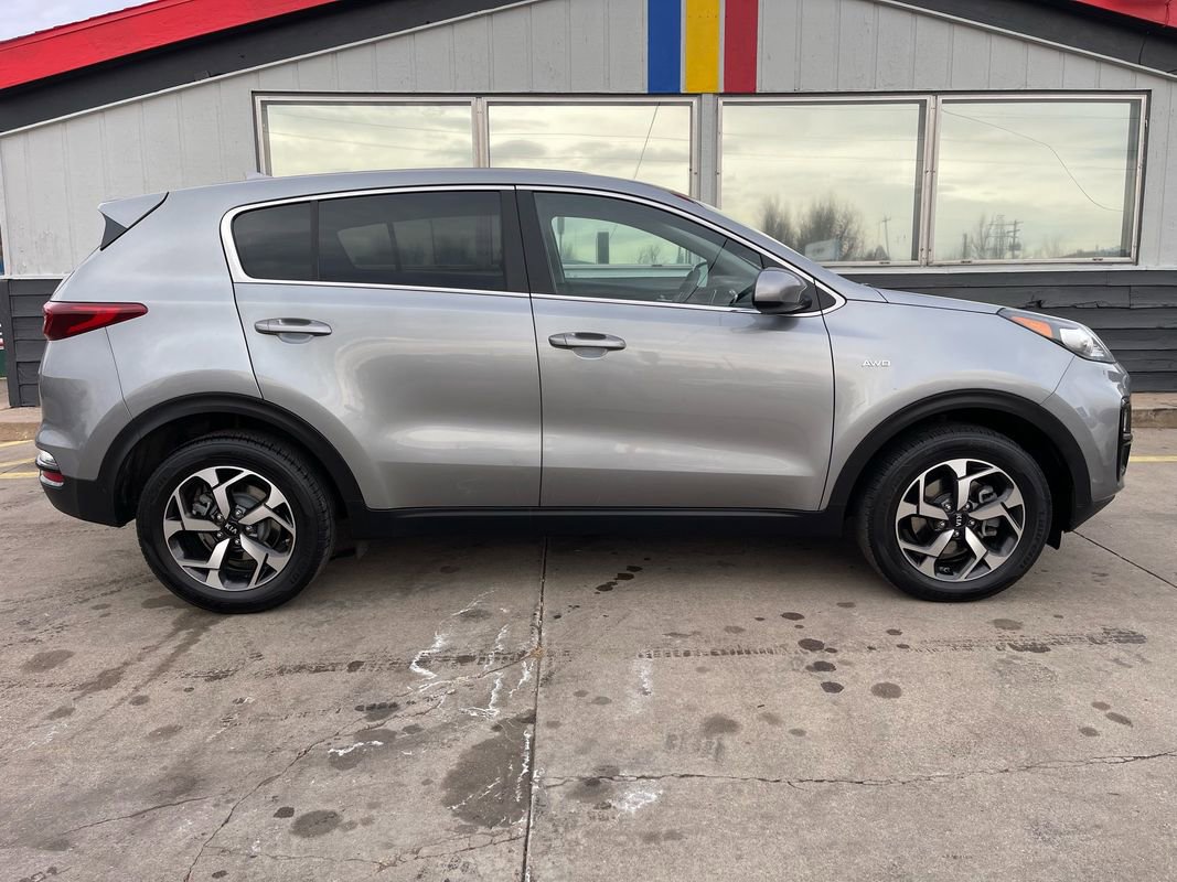 Used 2022 Kia Sportage LX image 7