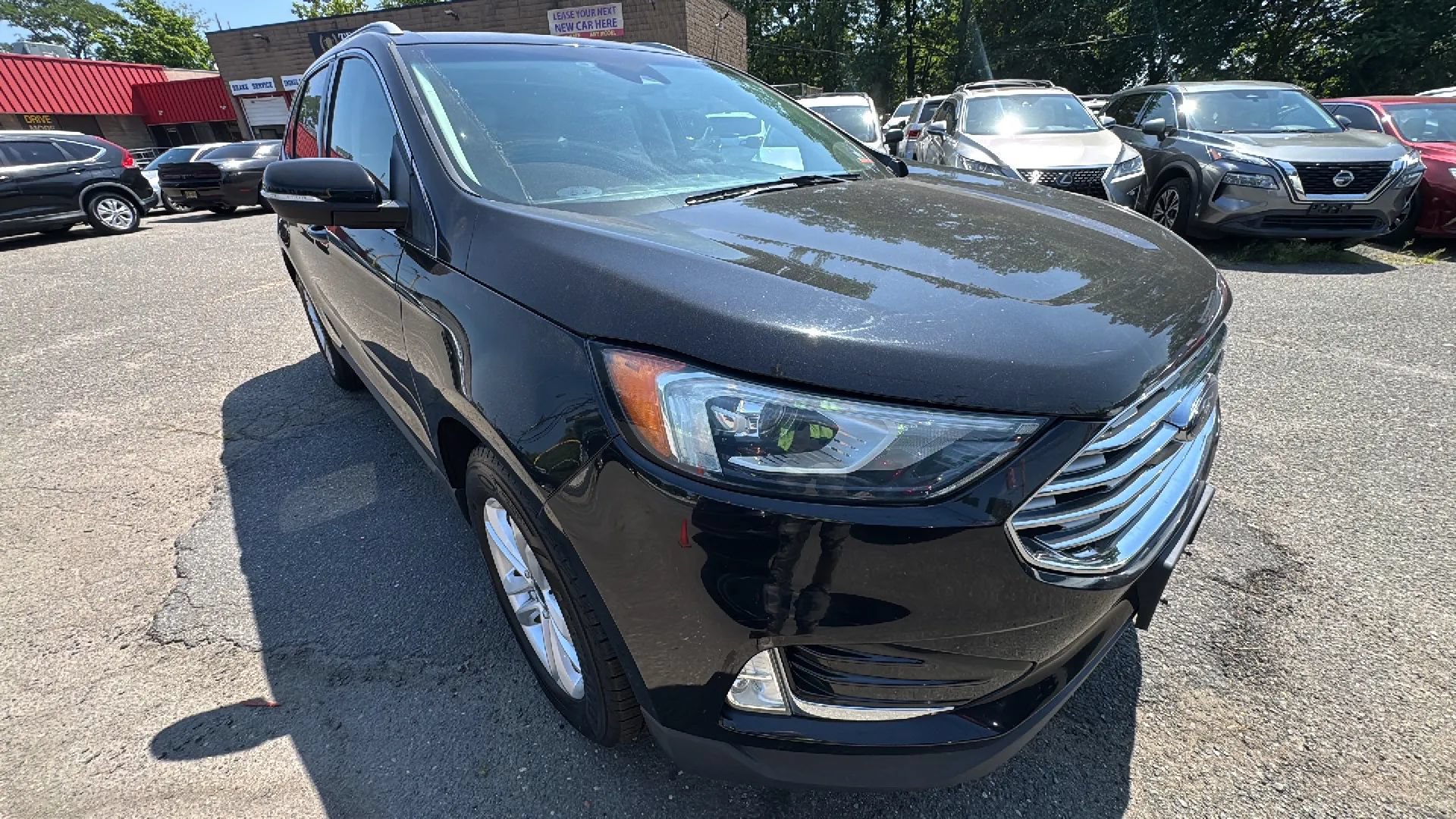 Used 2019 Ford Edge SEL w/ Equipment Group 201A AWD/4WD image 3