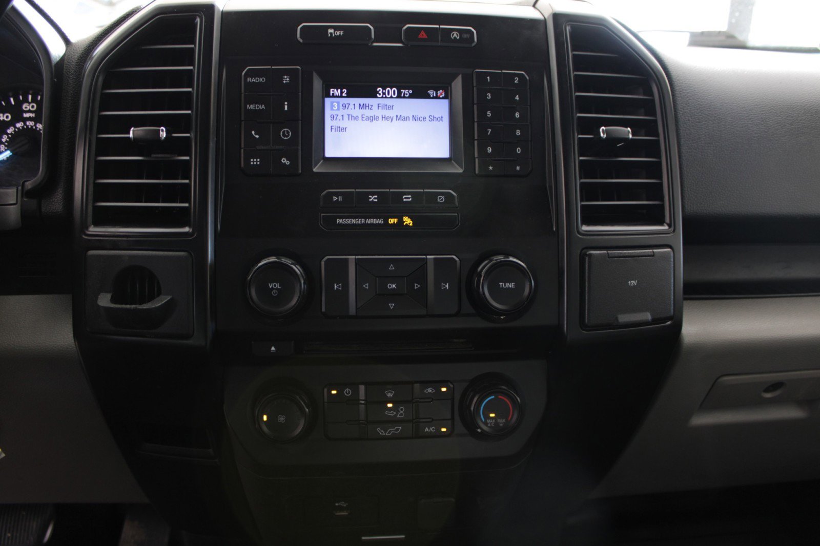 Used 2018 Ford F150 XL w/ Equipment Group 101A Mid image 14