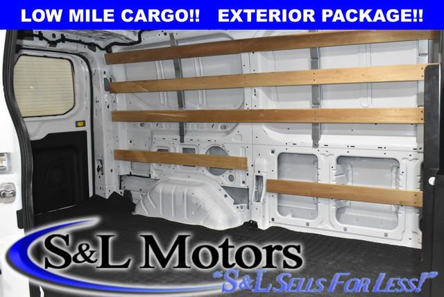 Used 2024 Ford Transit 250 Low Roof w/ Exterior Upgrade Package image 5