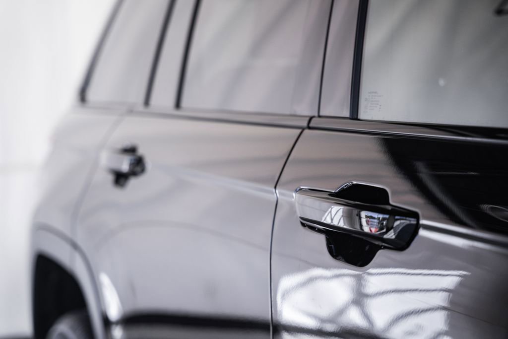 New 2025 Jeep Grand Cherokee 4WD image 15