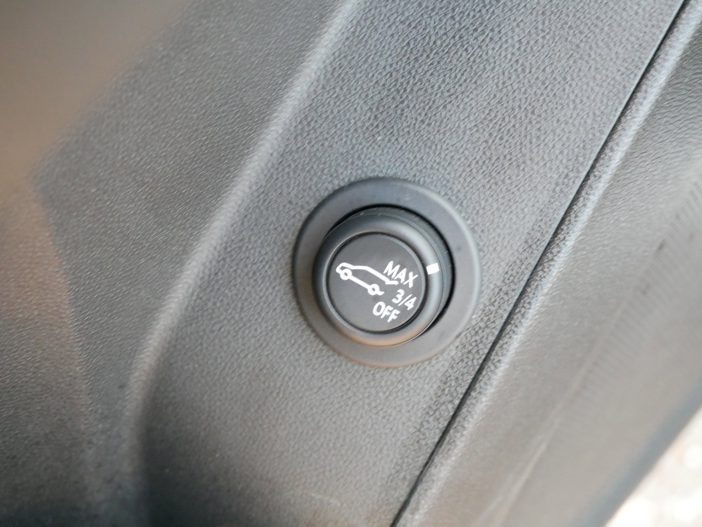 Used 2023 Chevrolet Equinox LT image 15