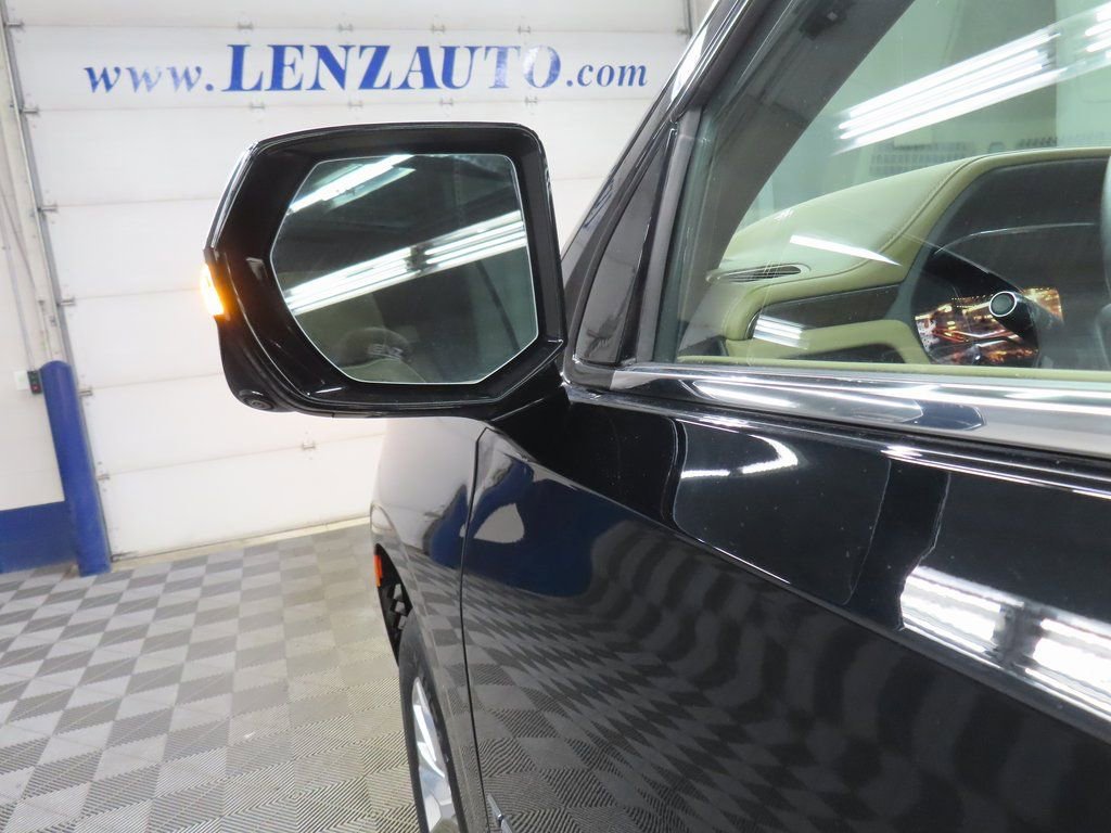 Used 2023 Chevrolet Tahoe Premier w/ Advanced Technology Package AWD/4WD image 75