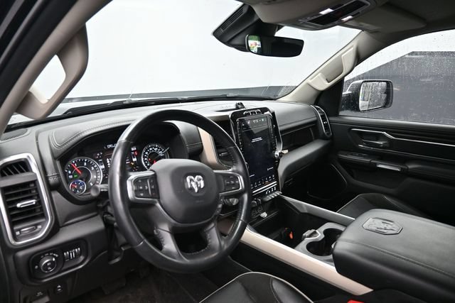 Used 2022 RAM 1500 Laramie AWD/4WD image 13