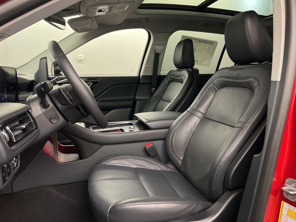Used 2026 Lincoln Aviator Reserve image 28