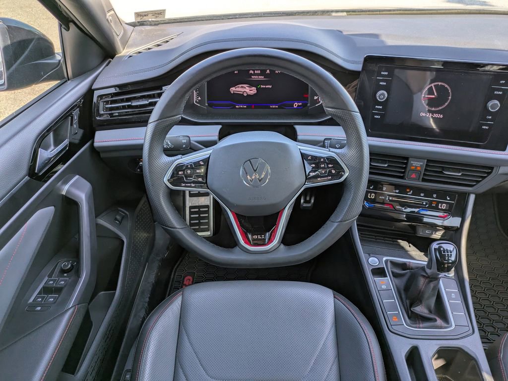 Used 2025 Volkswagen Jetta GLI Autobahn FWD image 16