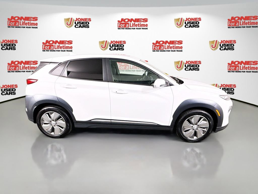 Certified 2021 Hyundai Kona Limited w/ Cargo Package image 18