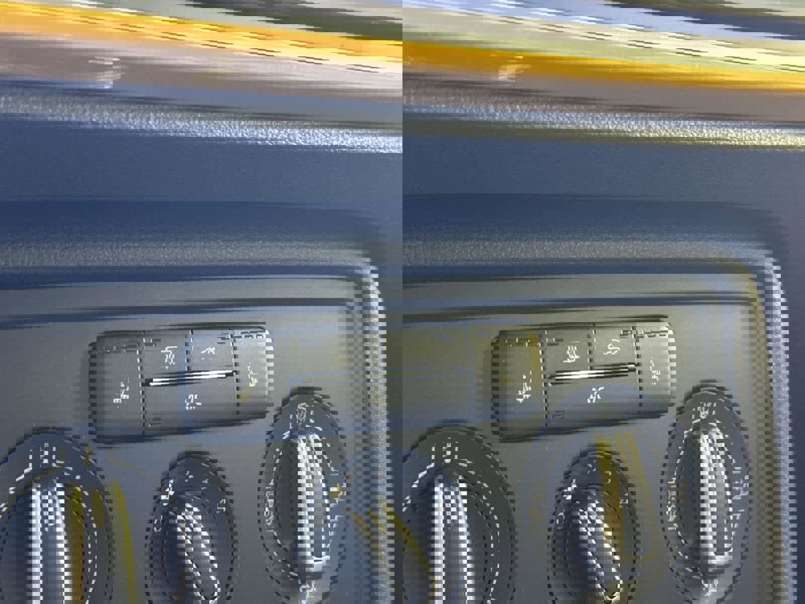 Used 2016 Volkswagen Beetle 1.8T Dune image 17