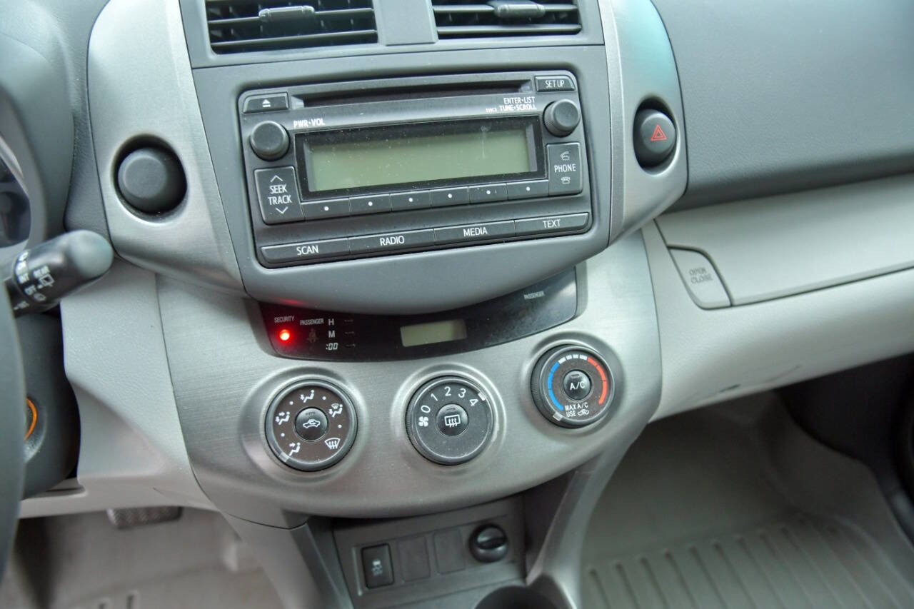 Used 2012 Toyota RAV4 FWD image 20