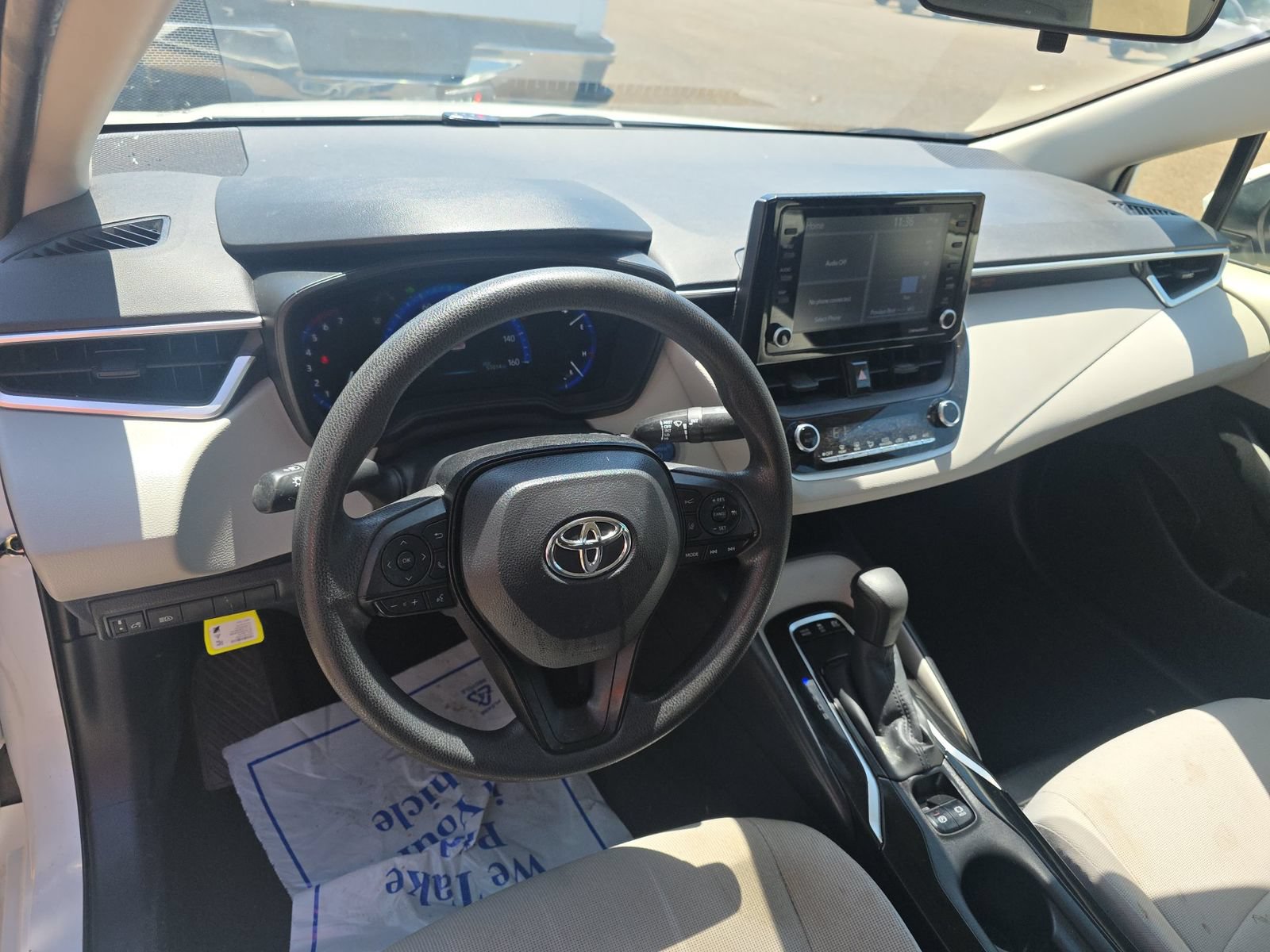 Used 2022 Toyota Corolla LE FWD image 10