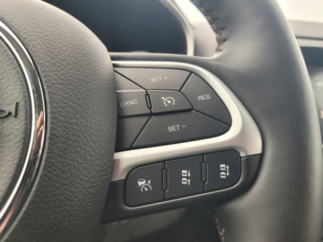 Used 2019 Jeep Compass Limited w/ Advanced Safety Group AWD/4WD image 27