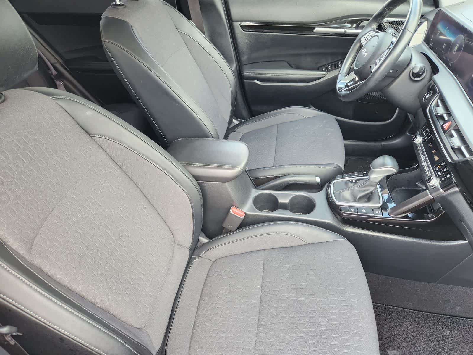 Certified 2024 Kia Seltos X-Line AWD/4WD image 12