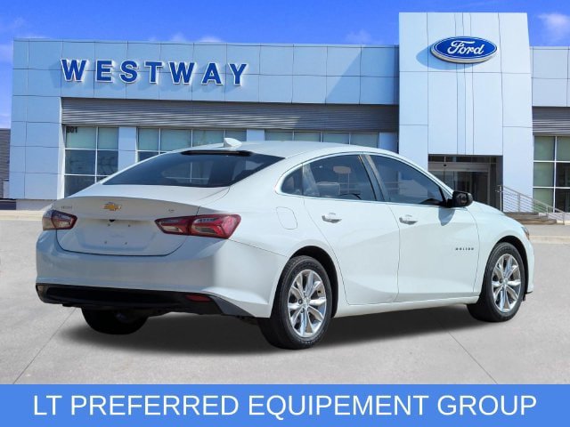 Used 2019 Chevrolet Malibu LT FWD image 3