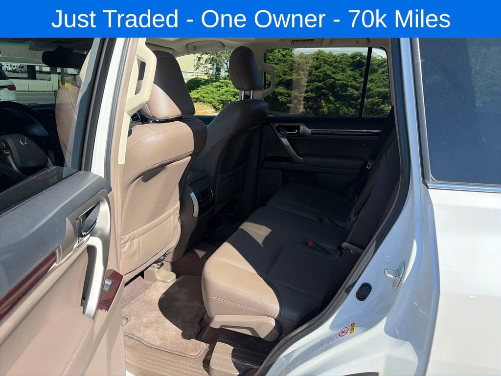 Used 2018 Lexus GX 460 Premium w/ Premium Package AWD/4WD image 10