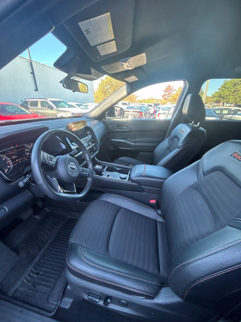 Used 2024 Nissan Pathfinder Rock Creek AWD/4WD image 12