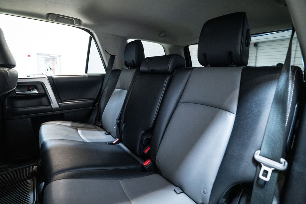 Used 2019 Toyota 4Runner SR5 Premium image 34