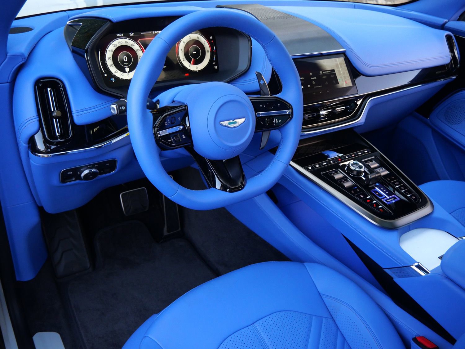 New 2026 Aston Martin DBX S AWD/4WD image 3