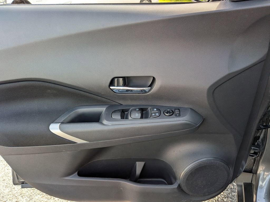 Used 2024 Nissan Kicks SV FWD image 28