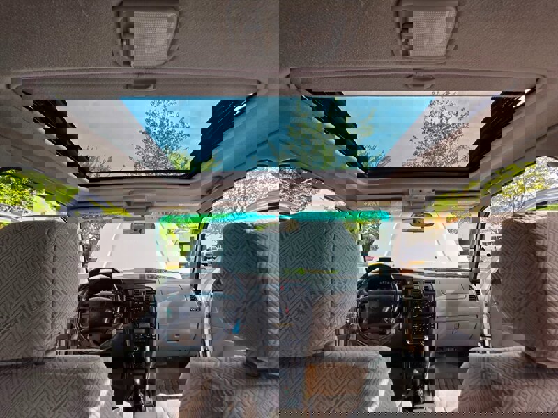 Used 2001 Toyota 4Runner SR5 image 18