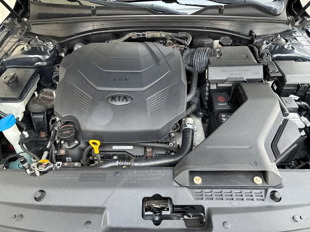 Used 2018 Kia Cadenza Limited FWD image 30